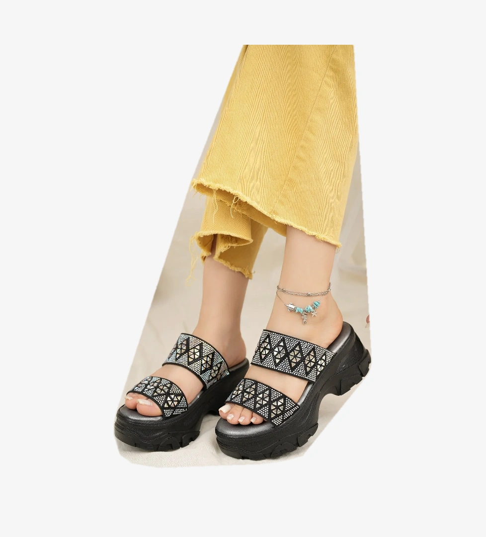 Liz Anatomik Ortopedik Kalın Taban Taşlı Günlük Kadın Terlik - Görsel 1