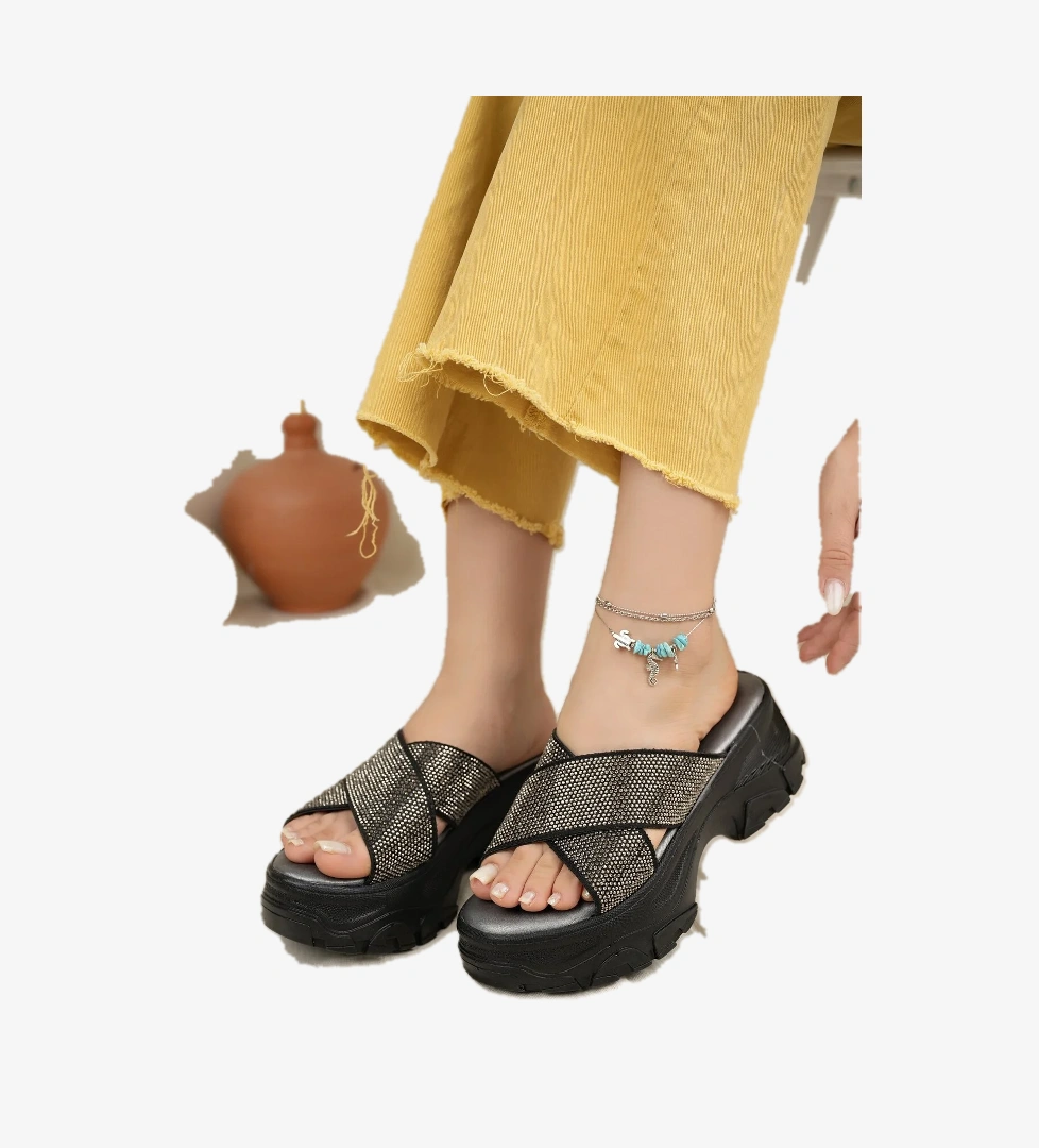 Liz Anatomik Ortopedik Kalın Taban Taşlı Günlük Kadın Terlik