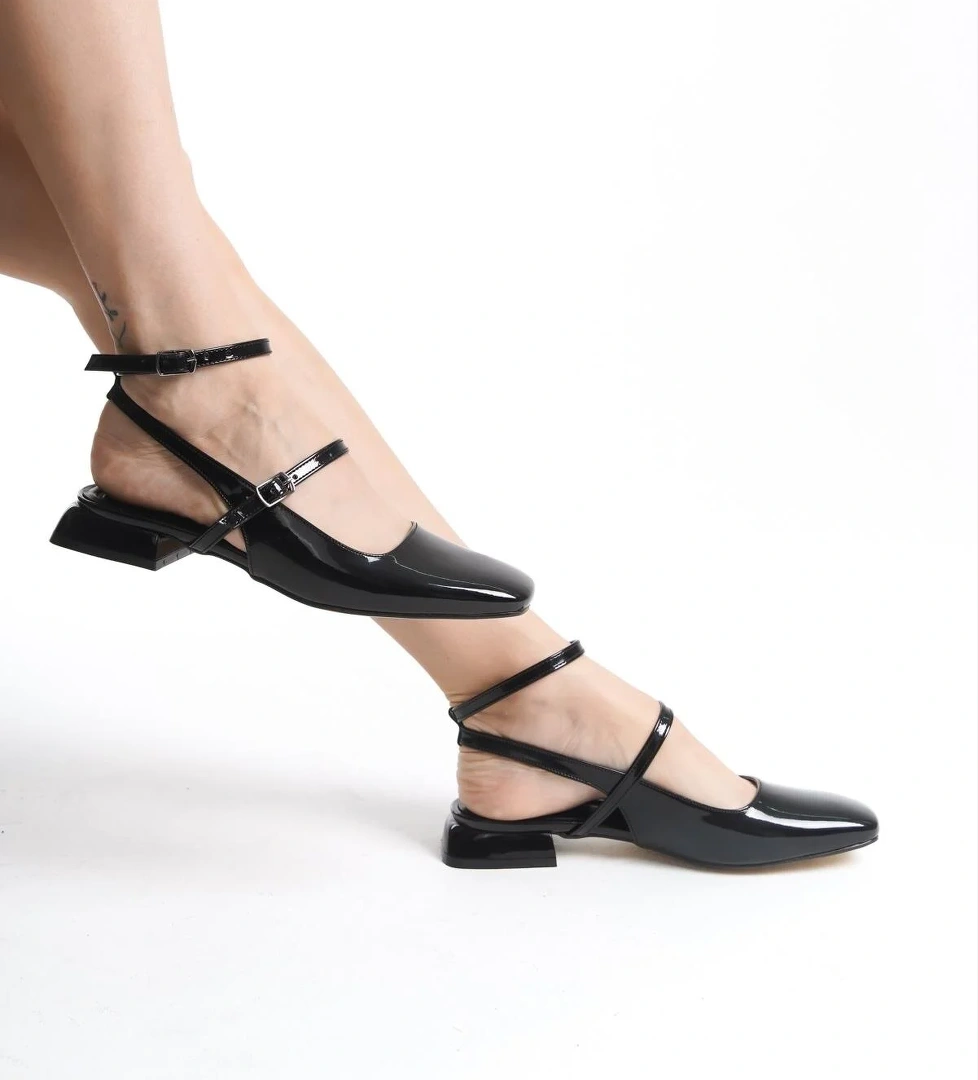 Atika Siyah Rugan Mary Jane Kısa Topuklu Günlük Ayakkabı