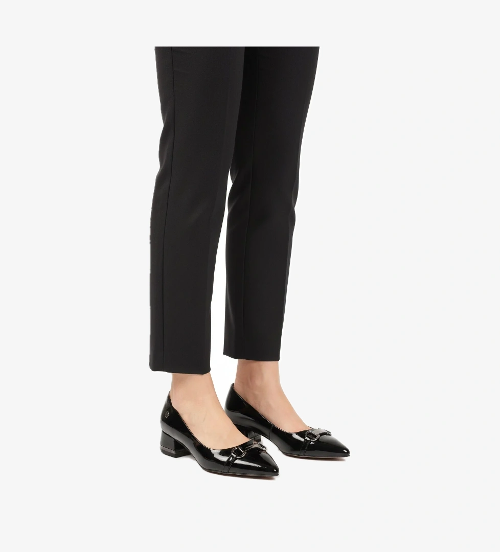 Siyah Rugan Dar Kalıp Kadın Topuklu Ayakkabı - Görsel 1