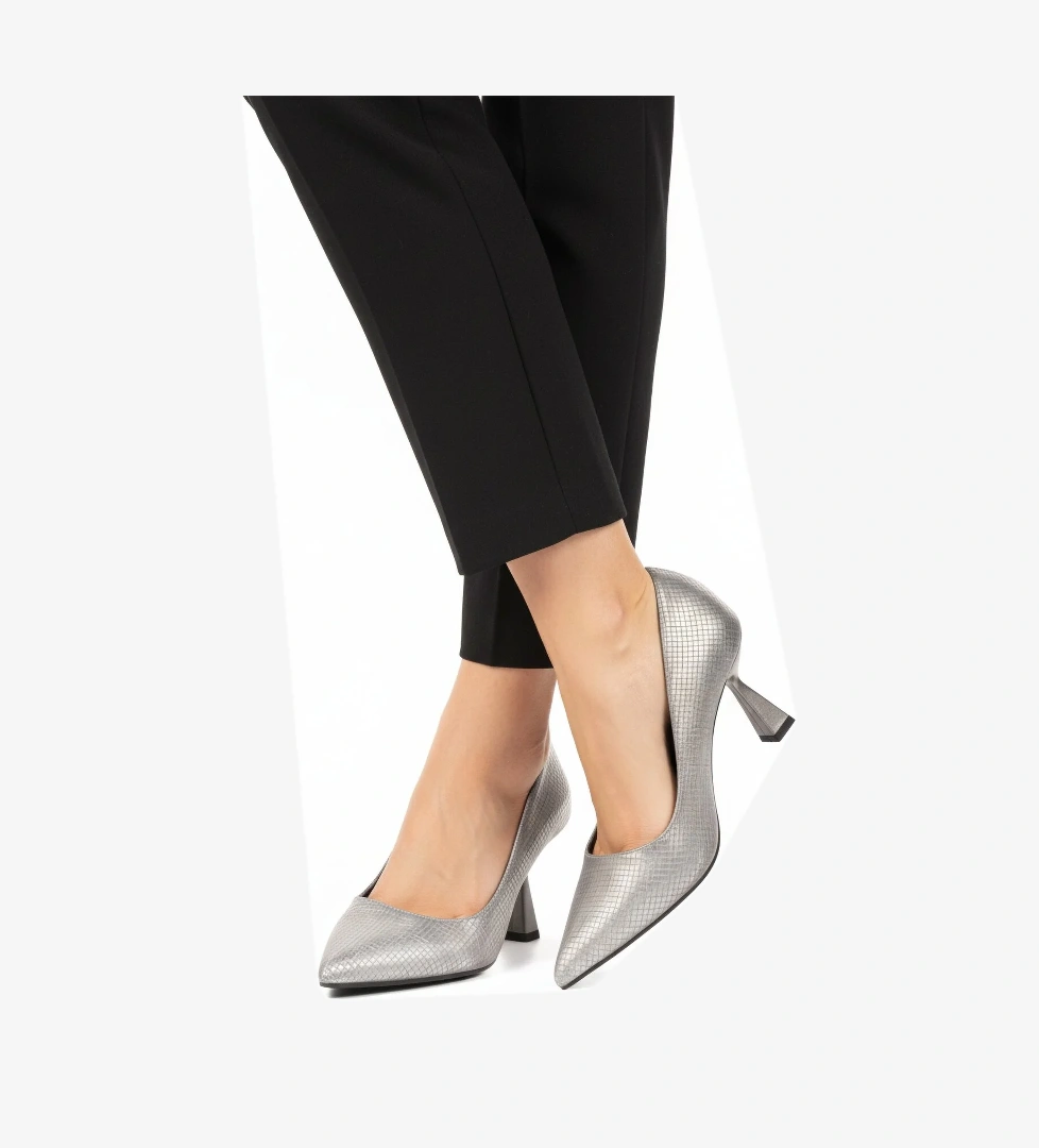 A Spor Aspor Kadın Topuklu Ayakkabı model görseli