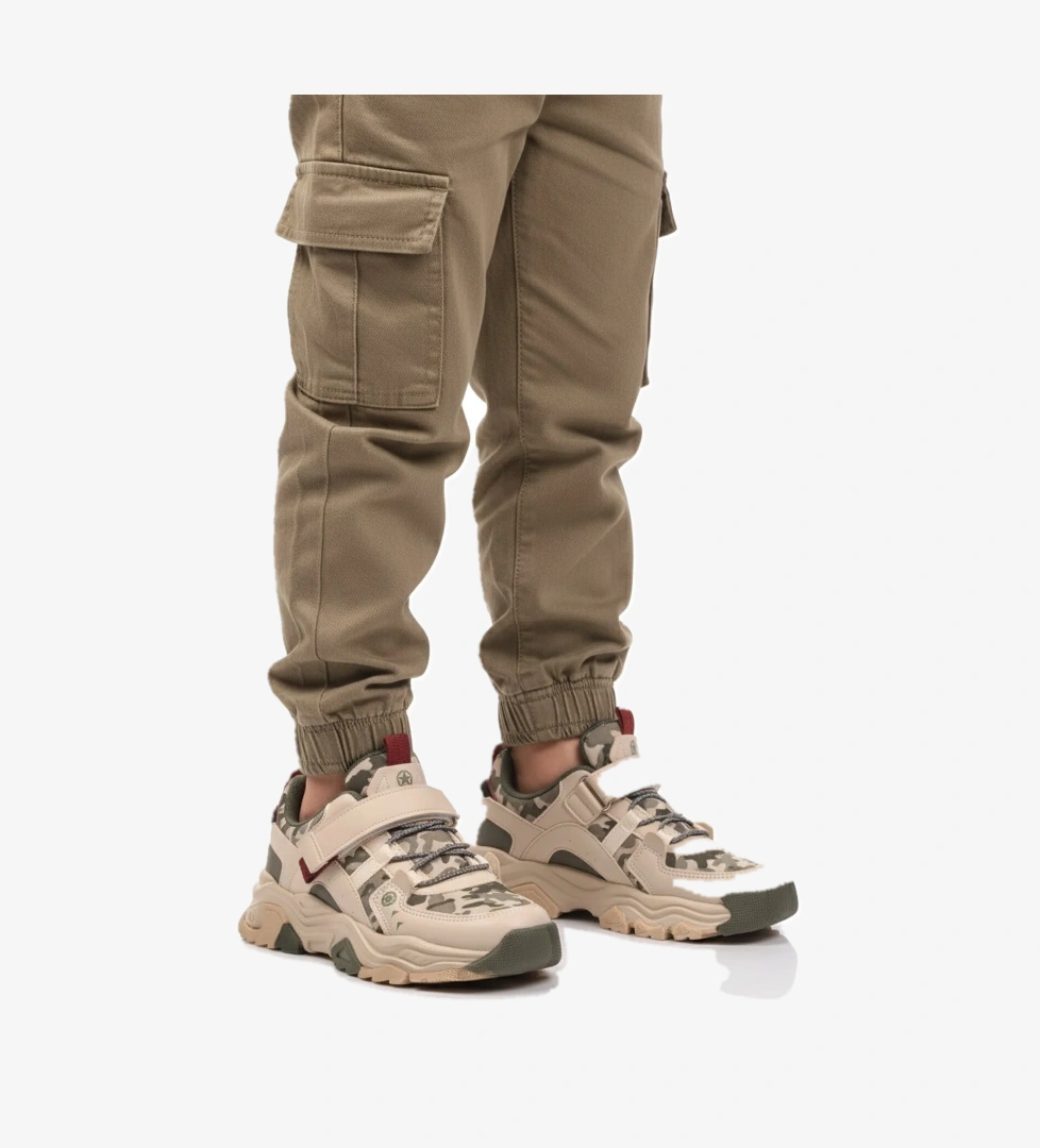 Pepino Siyah Krem Cırtlı Erkek Çocuk Spor Ayakkabı model görseli