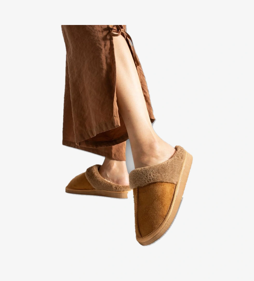 Kadın İçi Yünlü Sıcak Tutan Kışlık Ev Terliği TABA - Görsel 1