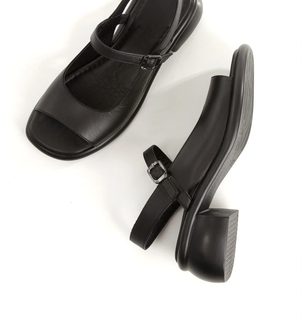 Modabuymuş Benus Siyah Hakiki Deri Mary Jane Bantlı Sandalet Kalın Topuklu Kadın Ayakkabı model görseli