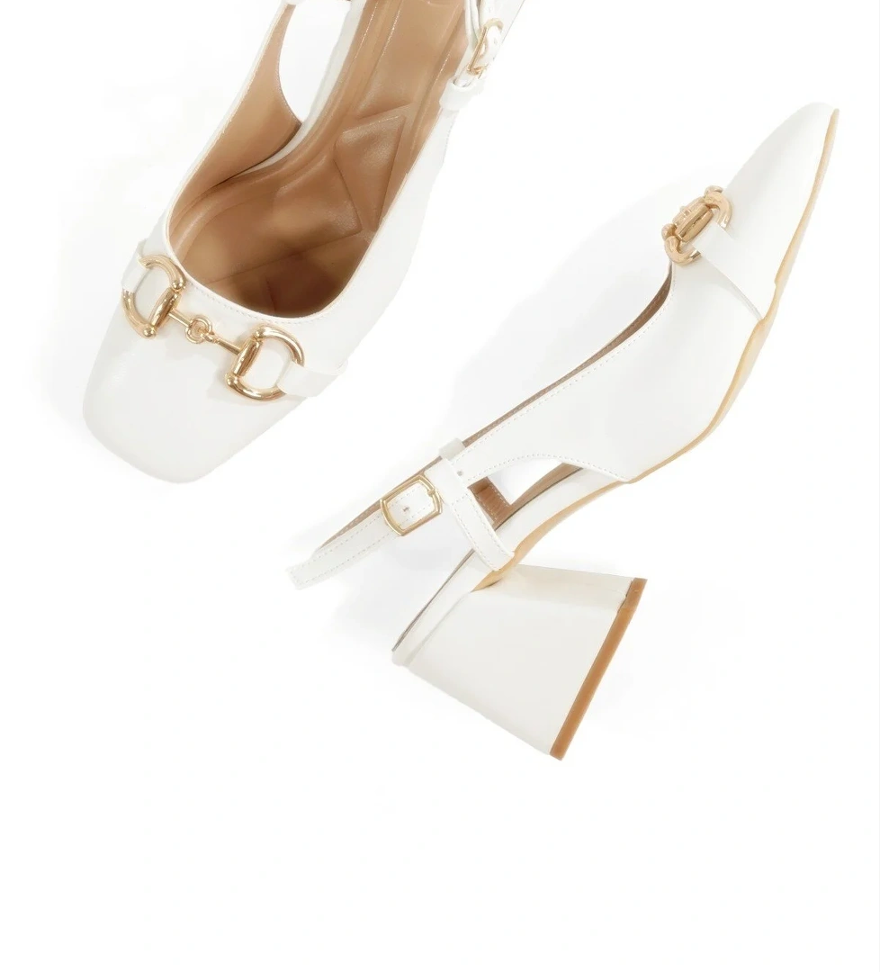 Modabuymuş Cenova Küt Tokalı Burunlu Arkası Açık Kalın Topuklu Ayakkabı model görseli