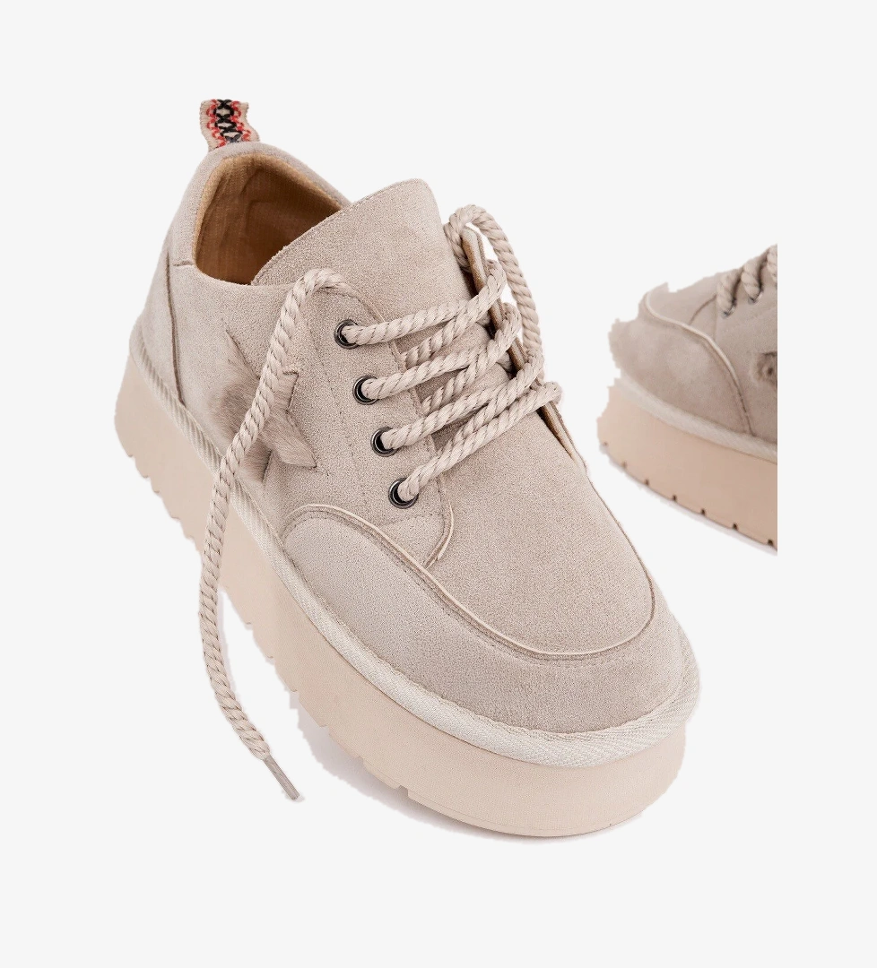 KOZMOS Kalın Taban Bağcıklı Yıldız Detaylı Kadın Kışlık Sneaker Spor Ayakkabı