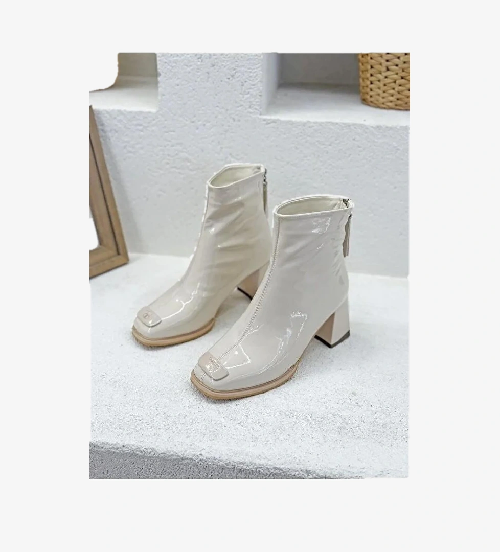 Guja 26k415-1 Rugan Özel Tasarım Arkadan Fermuarlı Topuklu Kadın Bot model görseli