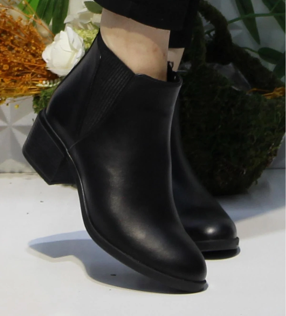 Frida 4205 Rahat Esnek Hakiki Deri Kadın Bot - Görsel 1