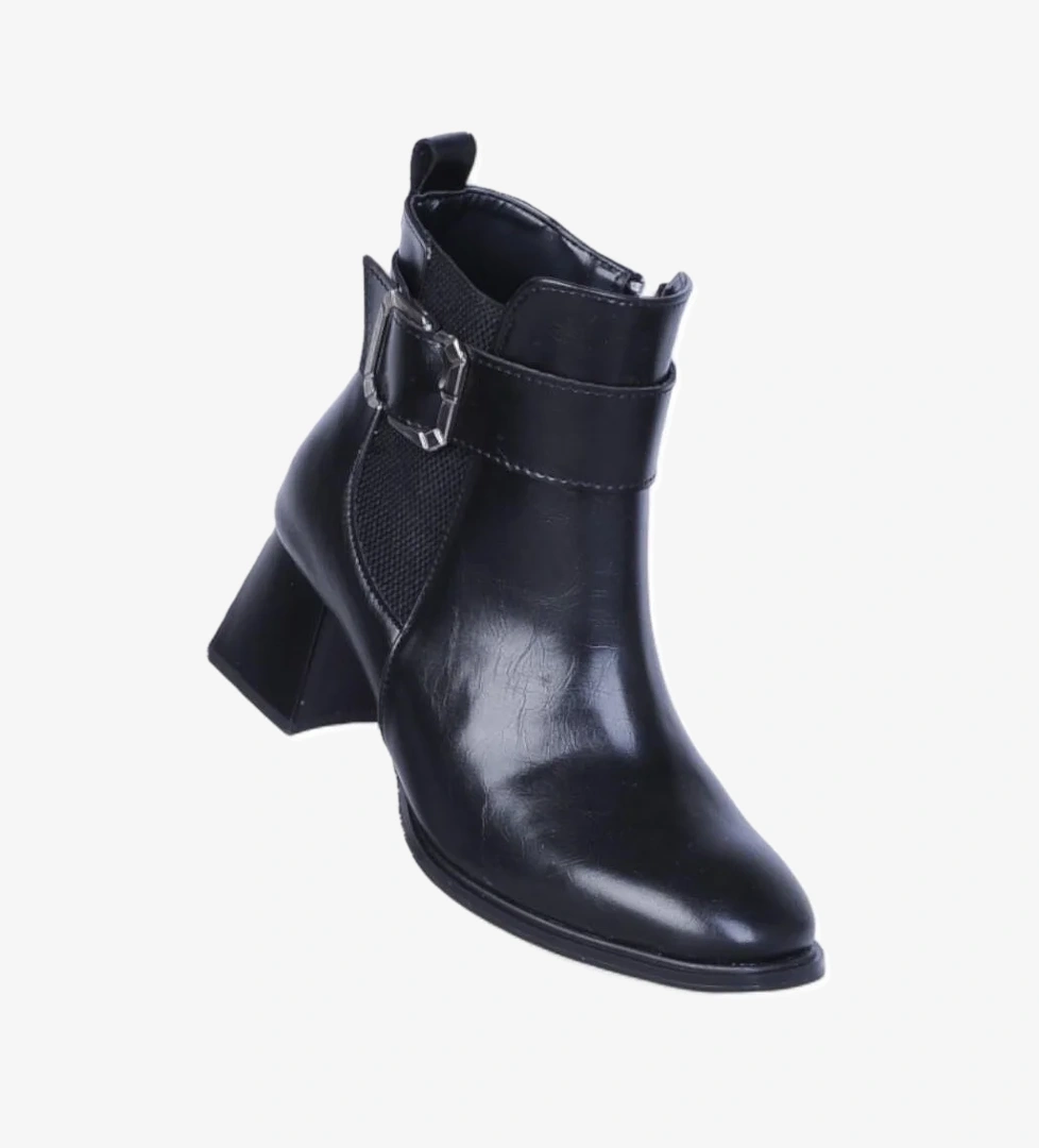 Scarletta S15 Cilt Siyah 7Cm Kadın Topuklu Bot model görseli