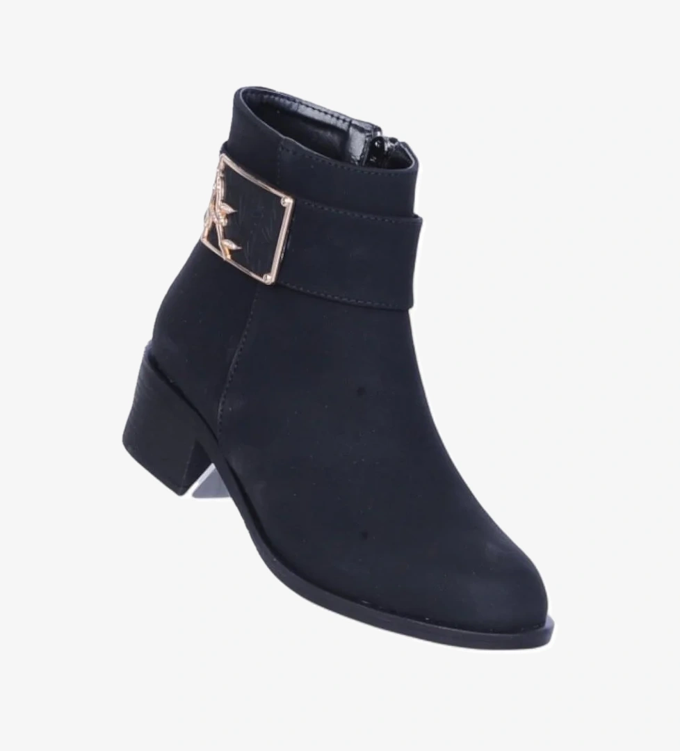 Scarletta S14 Nubuk Siyah 5Cm Kadın Topuklu Bot model görseli