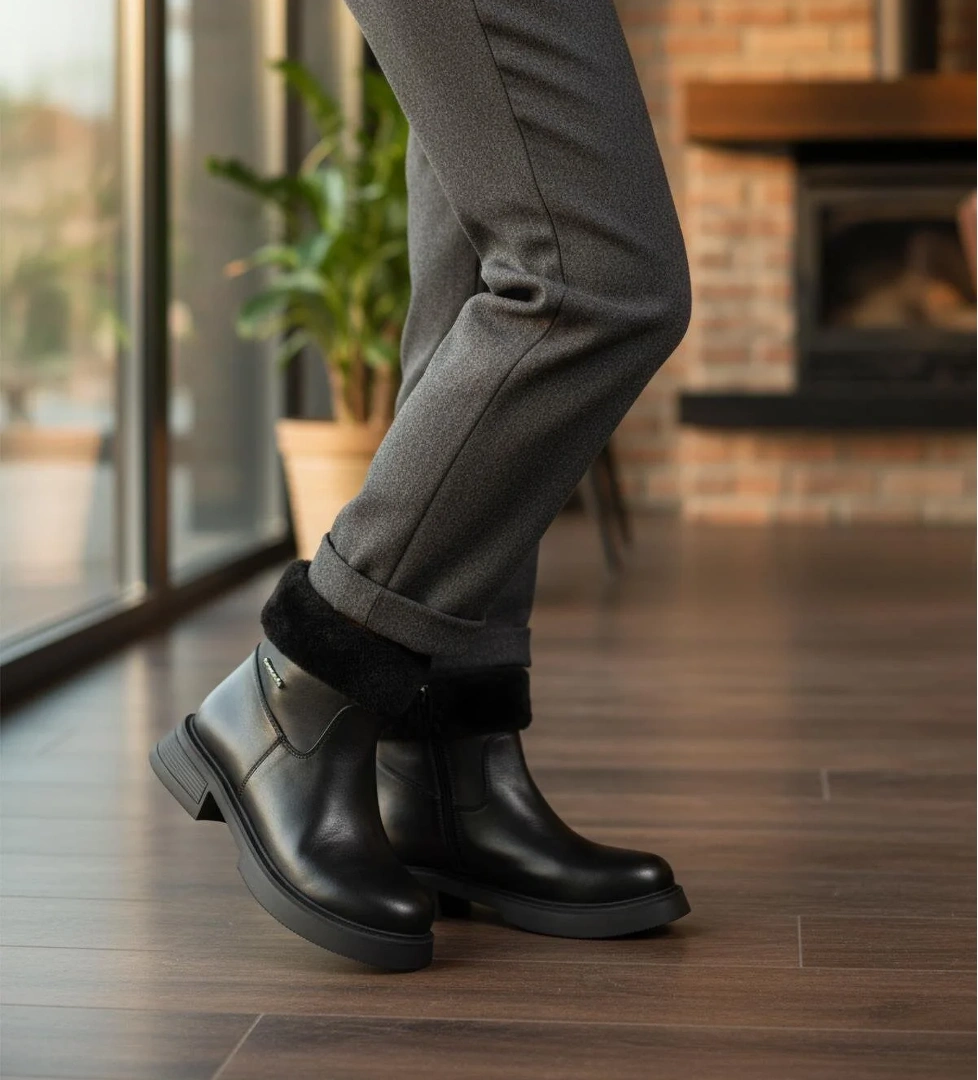 Pierre Cardin Pc-55268 Z Krem Kürklü Siyah Kadın Bot model görseli