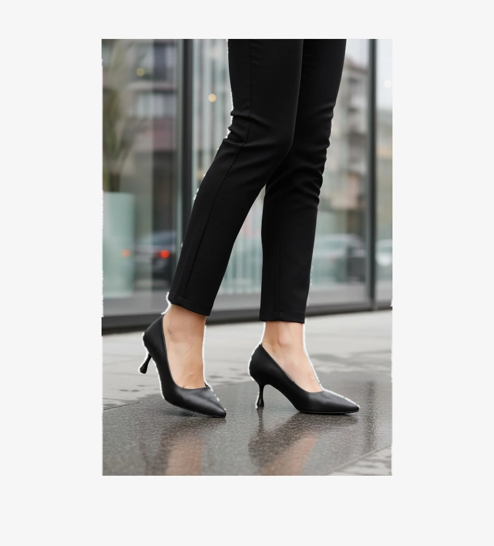 695033 Z Siyah Cilt Kadın Topuklu Ayakkabı