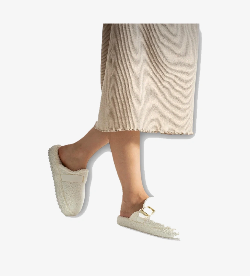 Pofuduk Ses Yapmaz Eva Taban Tokalı Kadın Ev Terliği BEYAZ