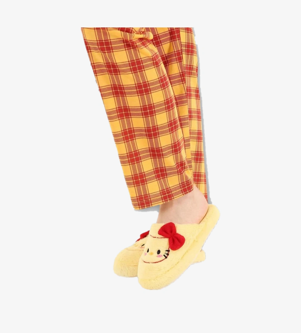 HelloKitty Figürlü Sıcak Tutan Kışlık Kadın Ev Terliği SARI - KIRMIZI - Görsel 1