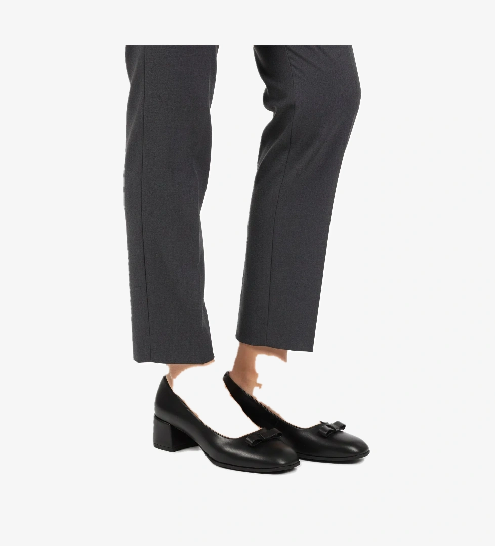 Siyah Cilt Fiyonk Kurdeleli Kadın Topuklu Ayakkabı 519081 Z