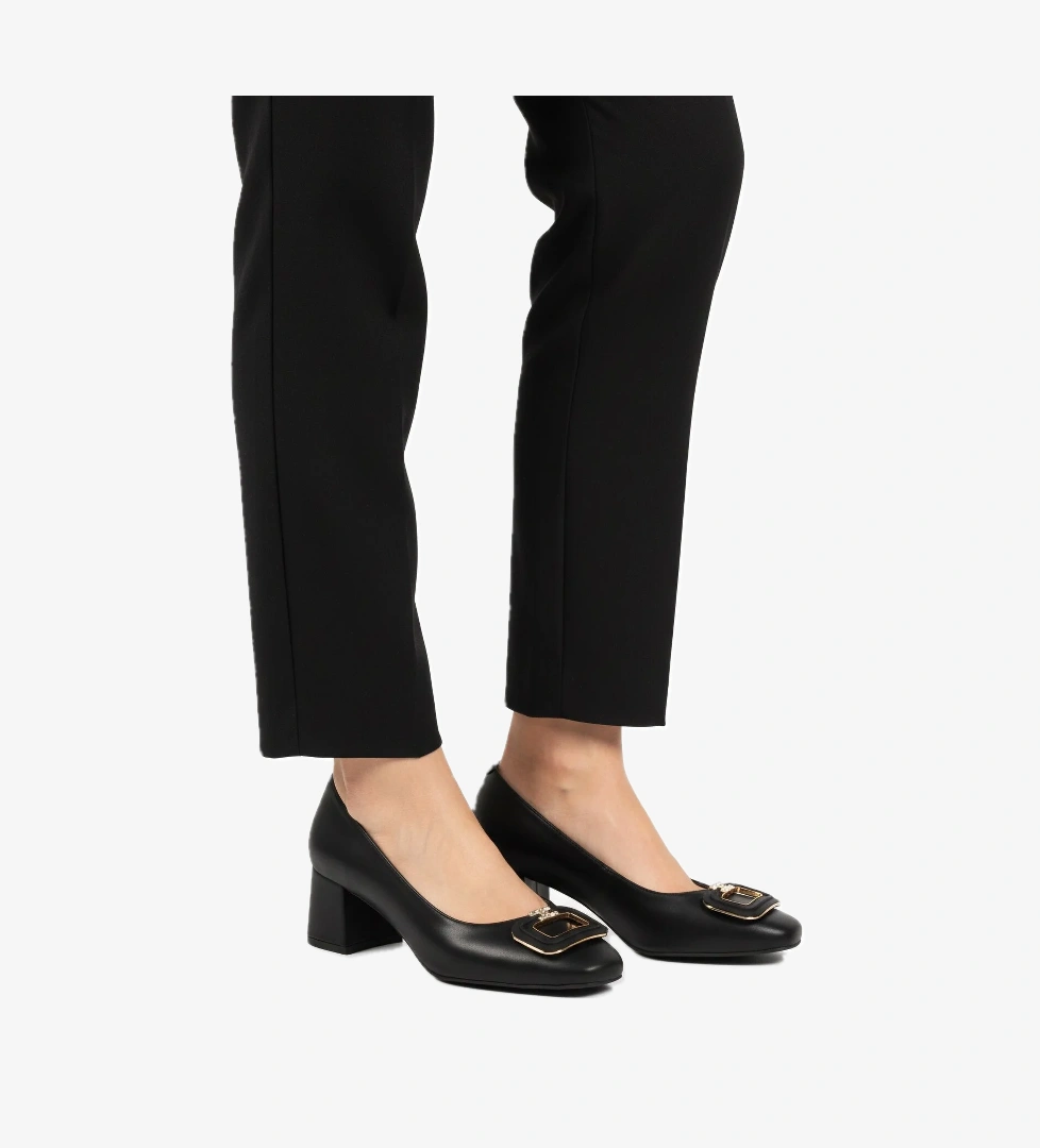 Aspor Siyah Kadın Topuklu Ayakkabı