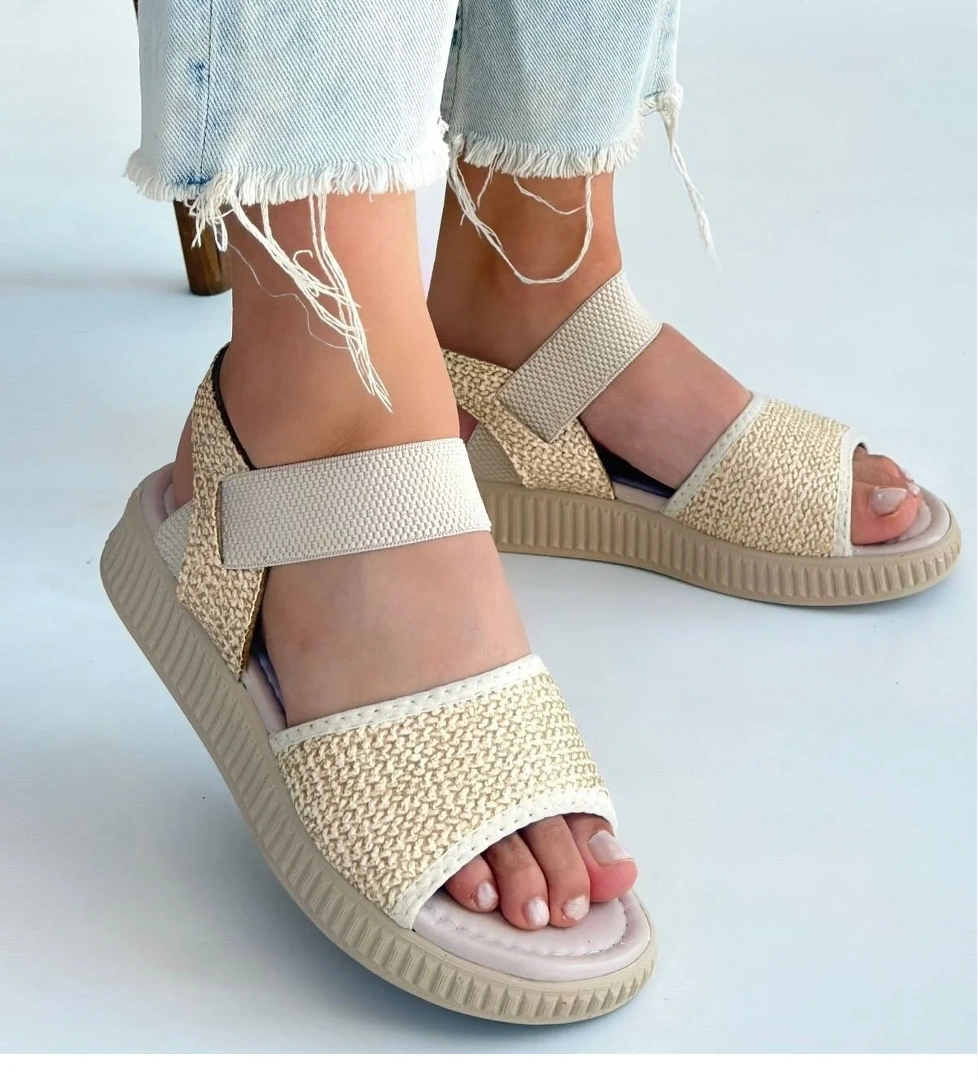 Bej Hasır Kadın Düz Sandalet