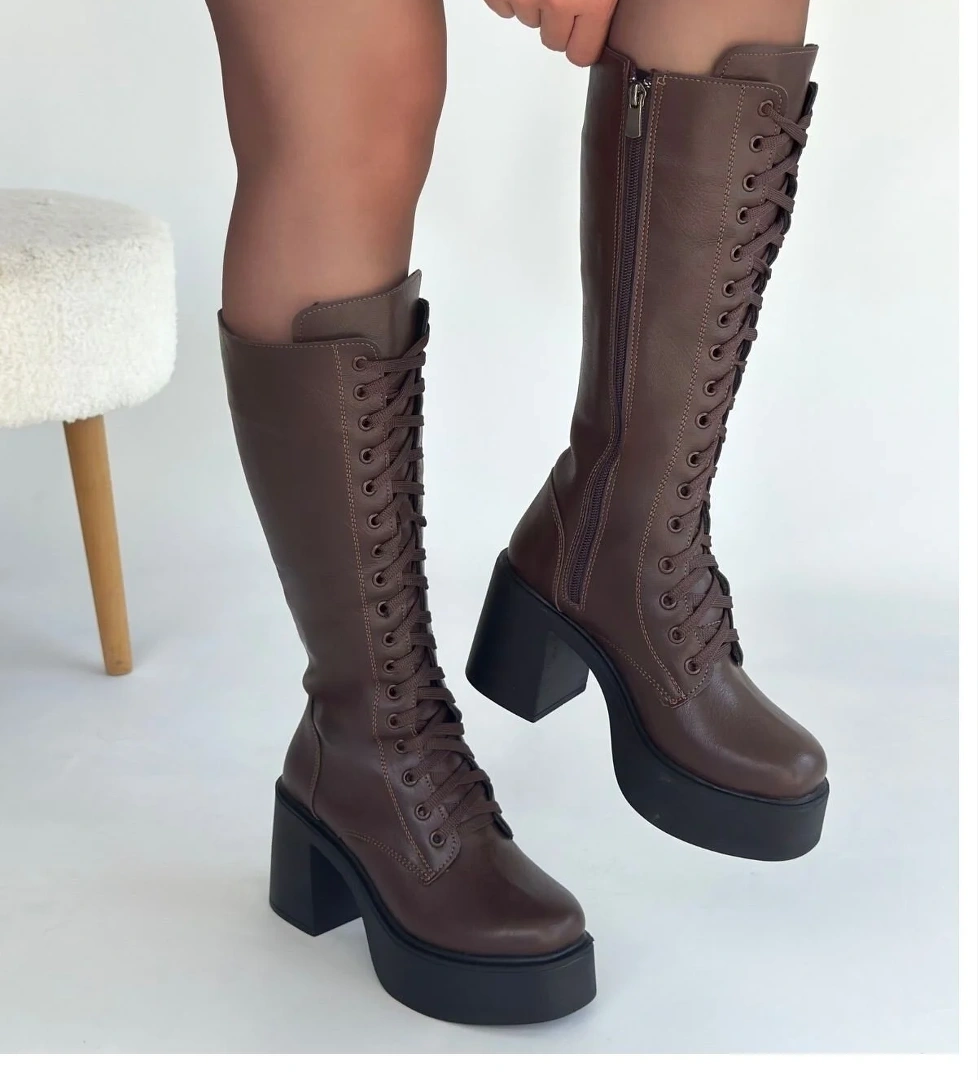 Pabucmarketi Kahverengi Fermuarlı Kadın Topuklu Çizme model görseli