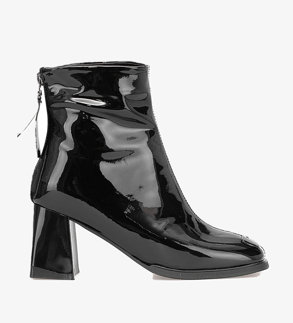 25K415-1 Kadın Hakiki Deri Topuklu Bot Siyah