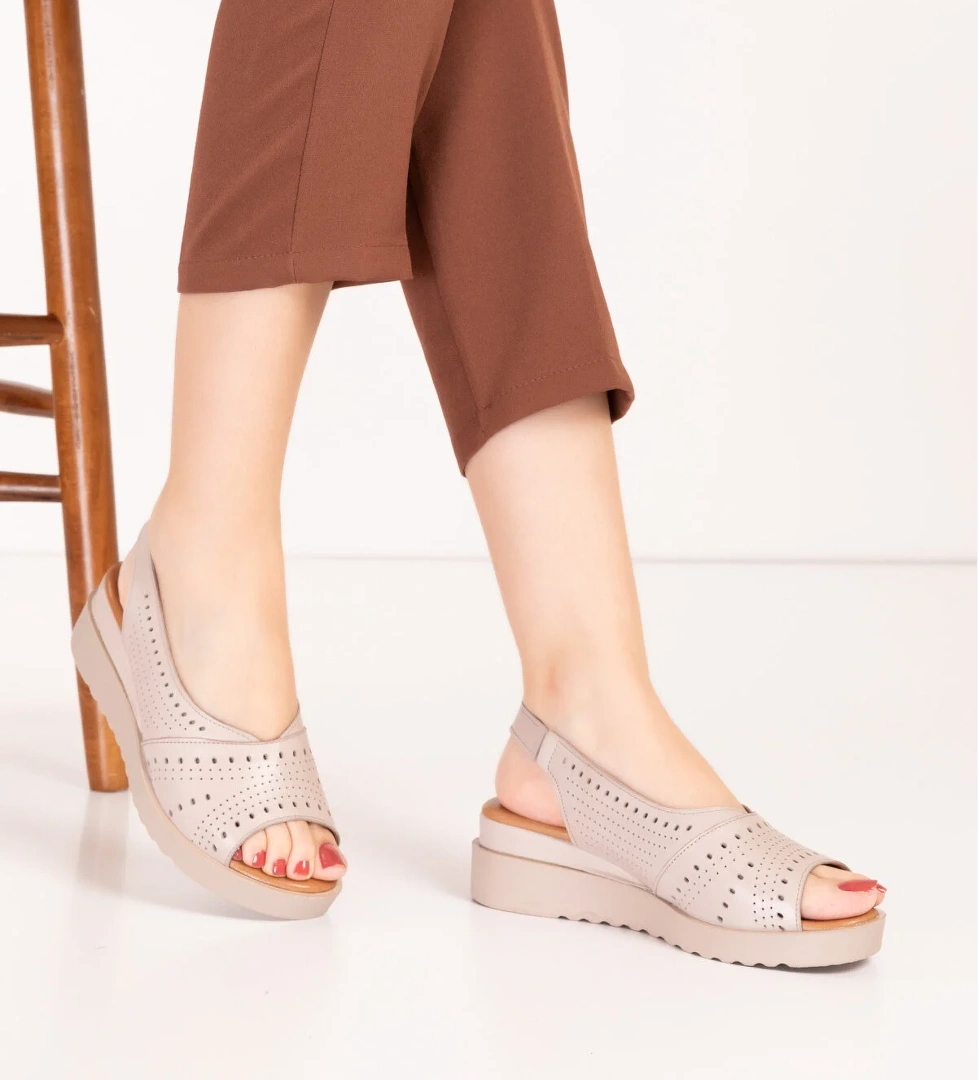 Gondol Hakiki Deri Kısa Topuklu Lazer Kesim Sandalet elnr.365