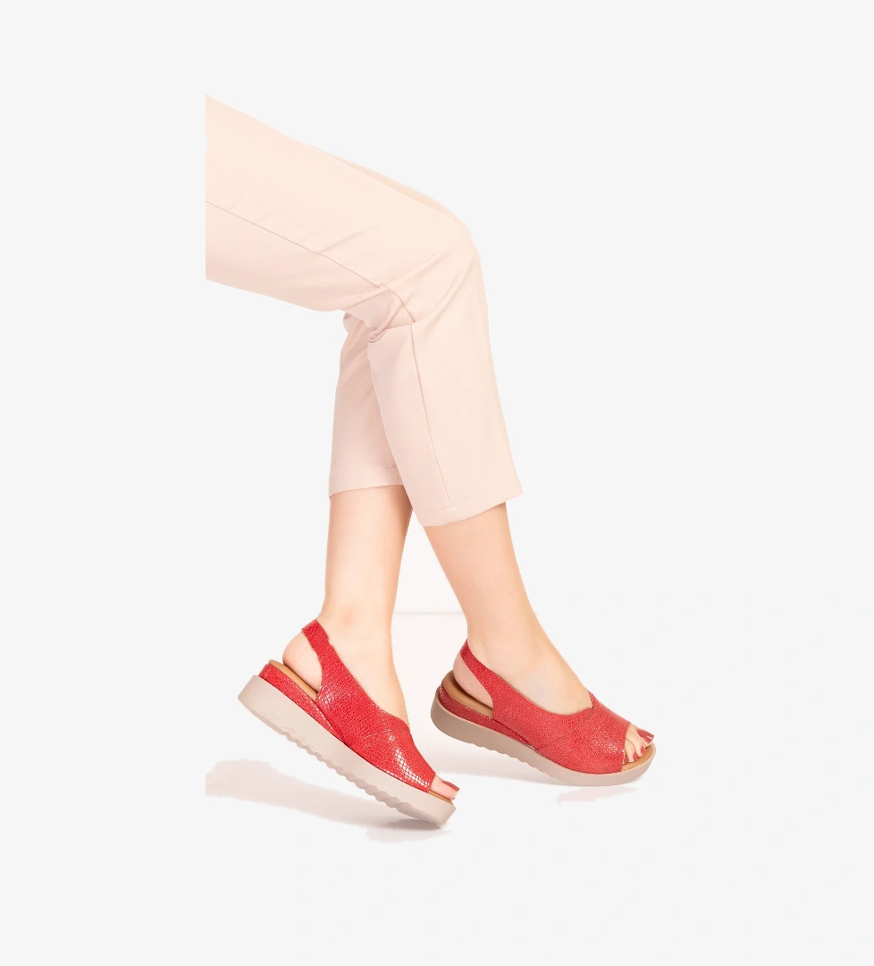 Gondol Hakiki Deri Kısa Topuklu Lazer Kesim Sandalet elnr.365