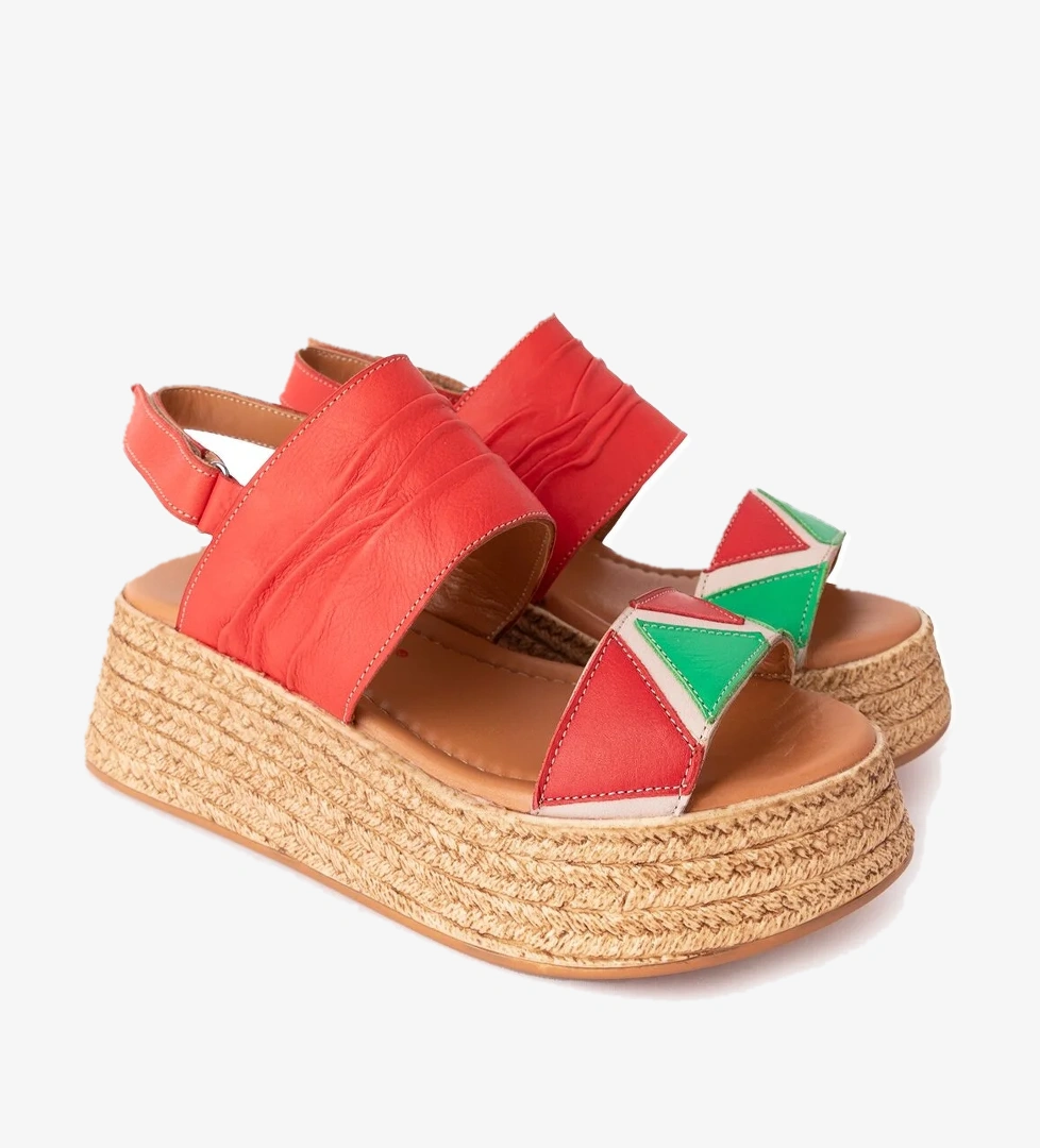 Gondol Kundura Gondol Kadın Hakiki Deri Platform Tabanlı Sandalet mlk.2056 model görseli