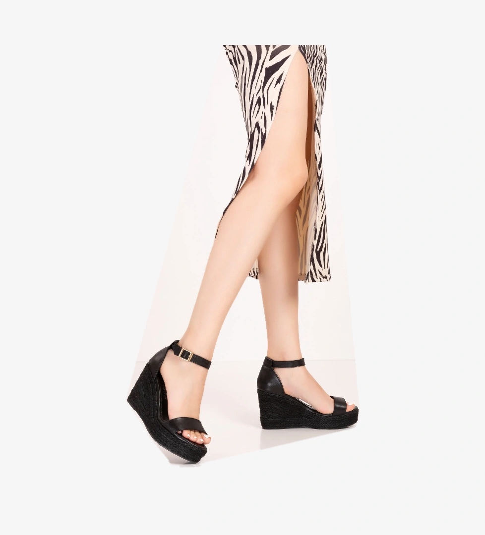 Gondol Kadın Hakiki Deri Dolgu Topuk Platform Sandalet ell.7216