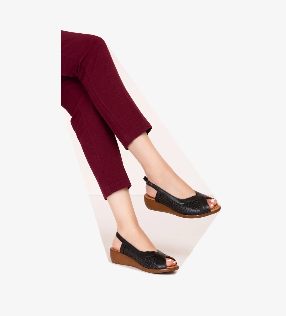 Gondol Kundura Gondol Hakiki Deri Dolgu Topuklu Rahat Anne Sandalet mlk.5812 model görseli