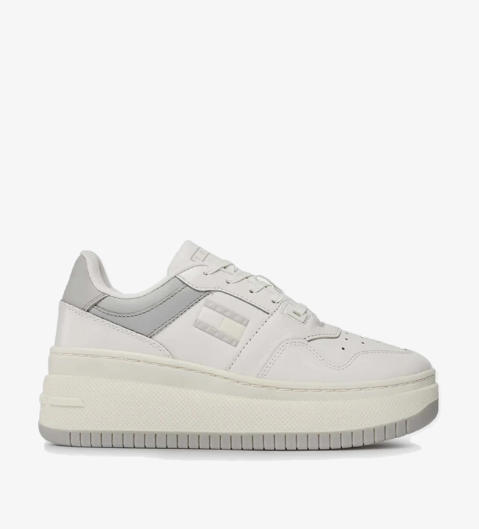 Tommy Hilfiger Bayan Ayakkabı EN0EN02523 YBL model görseli