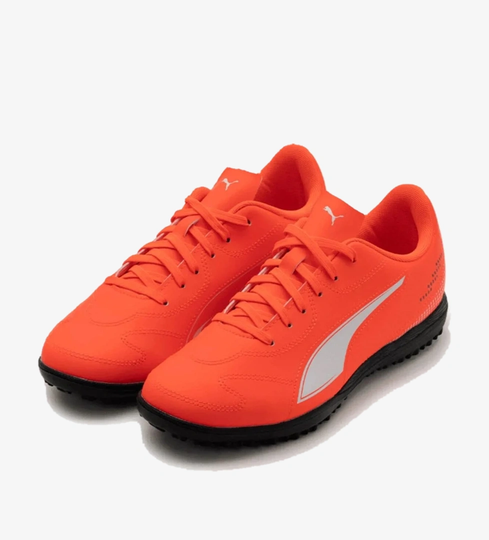 Puma Erkek Vıtorıa Halı Saha Ayakkabı 10850103 model görseli