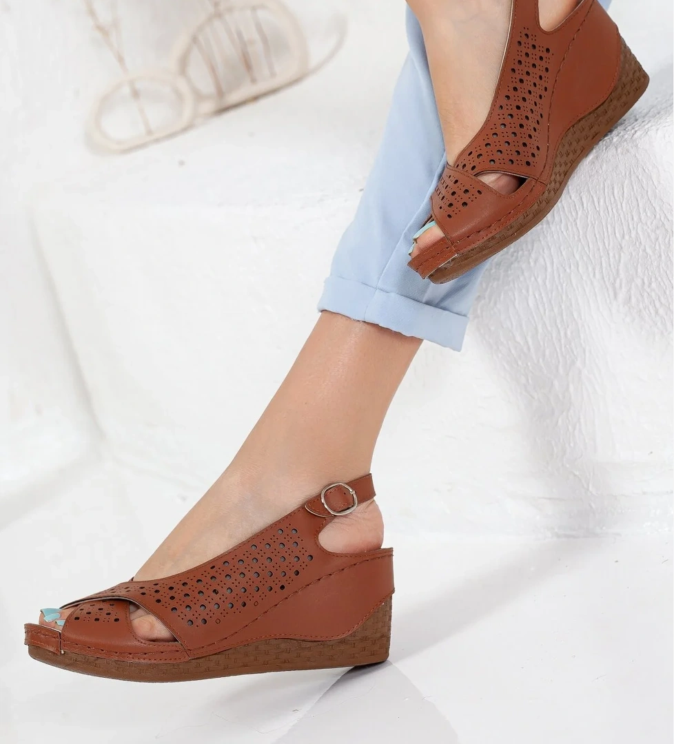 Fella Anatomik Ortopedik Günlük Kadın Sandalet - Görsel 1