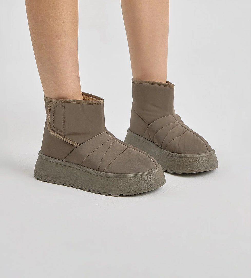 Kadın Vizon Kalın Poli Taban İçi Kürklü Cırtlı Bot