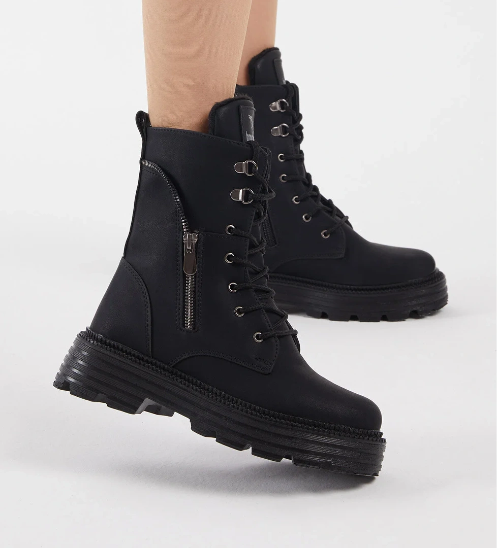 Kadın Siyah Poli Taban Fermuar Detaylı Rahat Kalıp Bağcıklı Bot