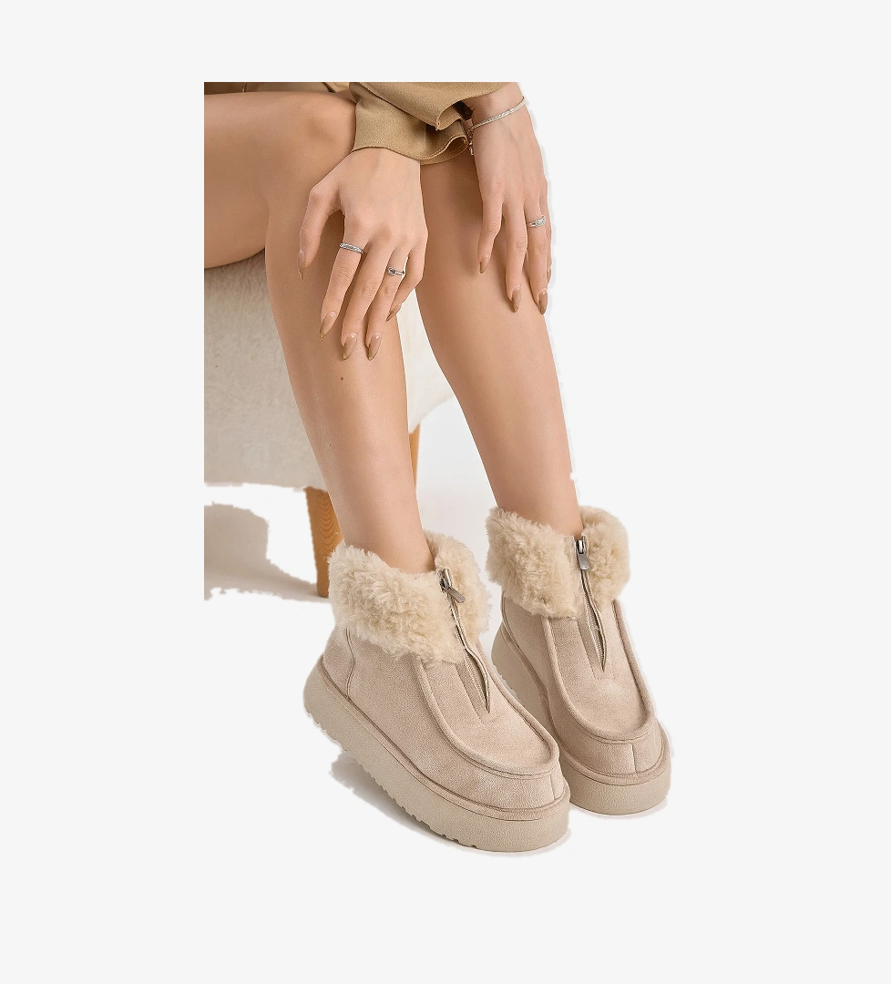 Kadın Bej Kalın Taban Kürklü Önü Fermuarlı Süet Bot