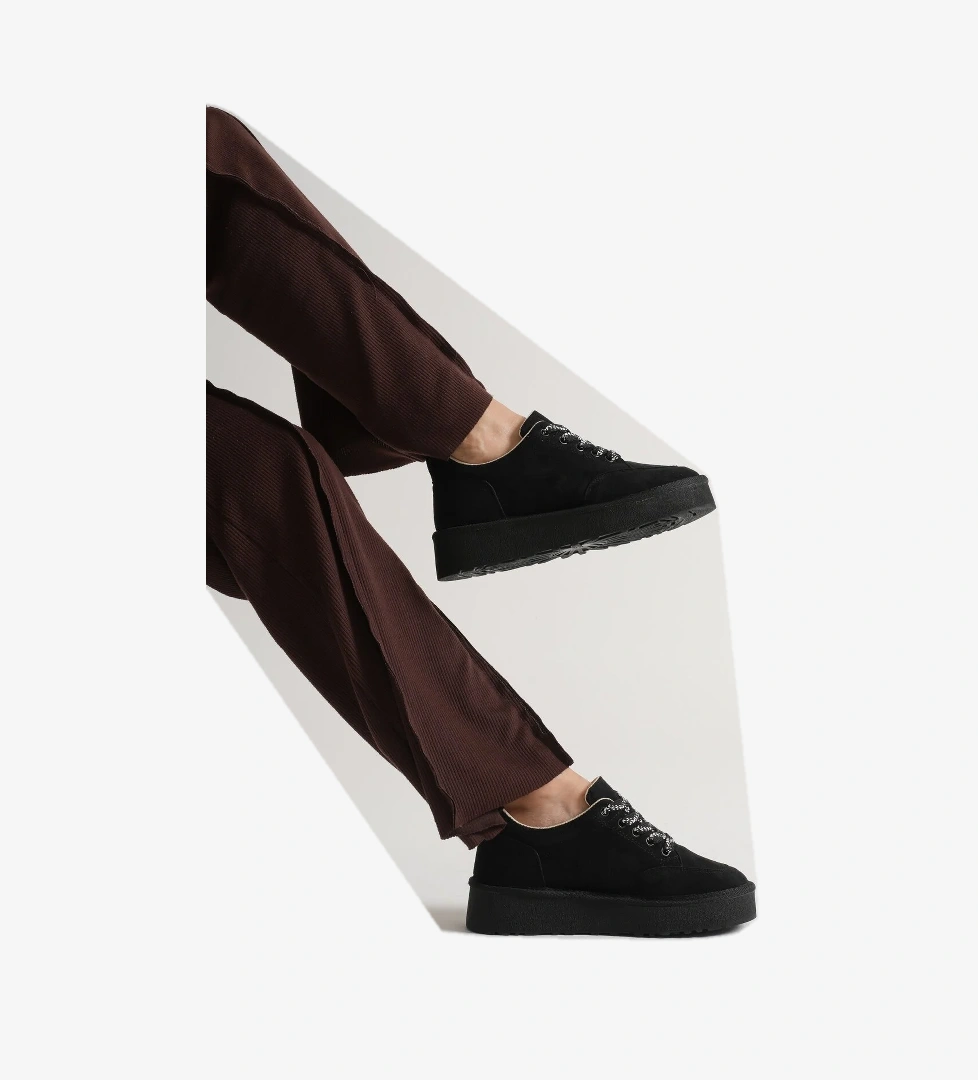 Kadın Siyah Kalın Poli Taban Bağcıklı Günlük Ayakkabı