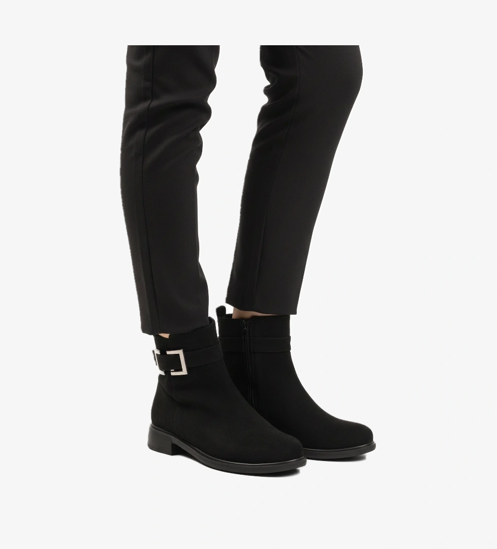 Siyah Süet Fermuarlı Kaymaz İçi Polarlı Kadın Bot 209144 Z