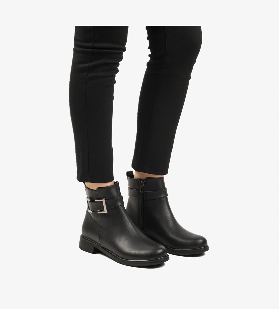 Siyah Cilt Fermuarlı Kaymaz İçi Polarlı Kadın Bot 209144 Z