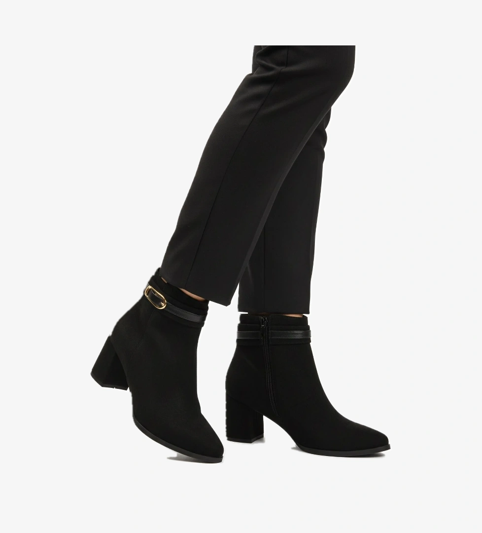 Siyah Süet Fermuarlı İçi Kürklü Kadın Topuklu Bot 547815 Z