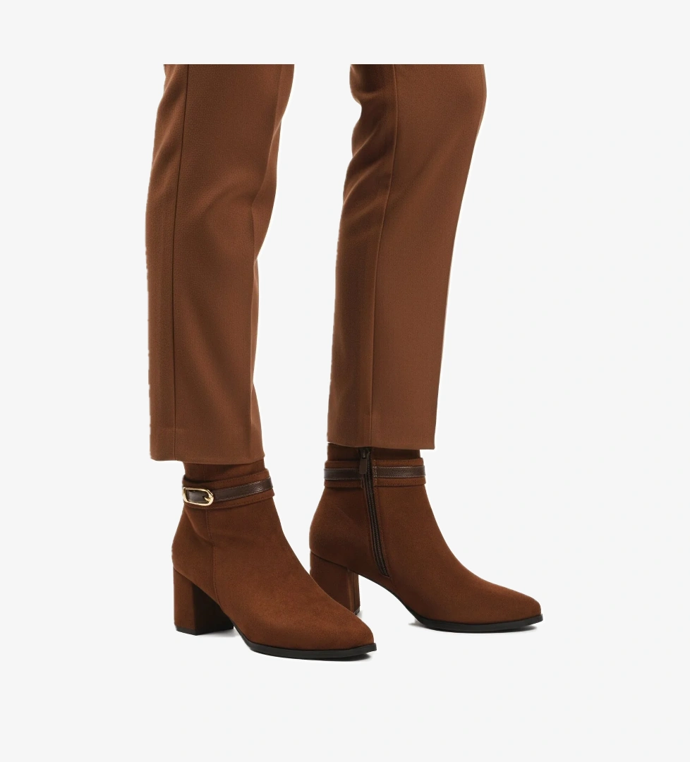 Kahve Süet Fermuarlı İçi Kürklü Kadın Topuklu Bot 547815 Z