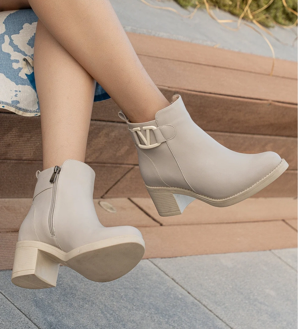 Rodop Kadın Tokalı Soğuk Geçirmez Bot