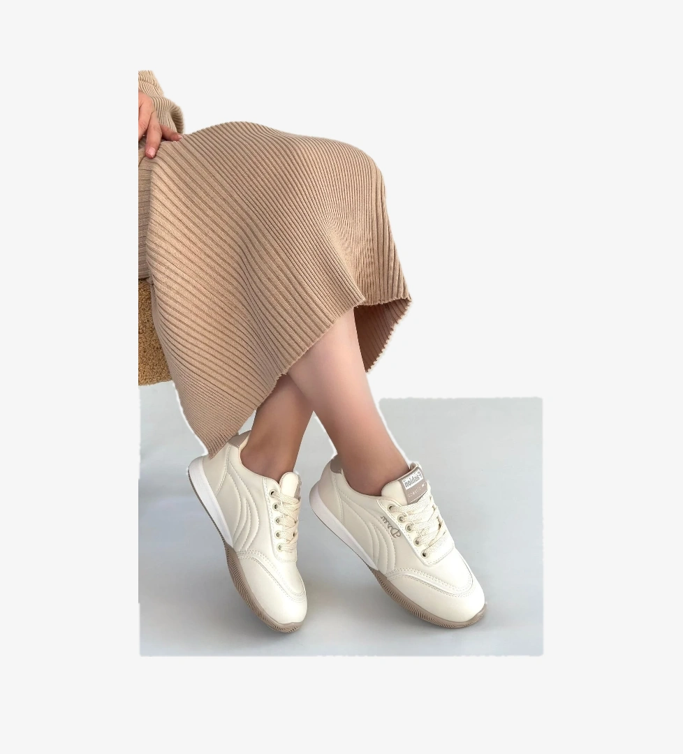 Bej Bağcıklı Kadın Spor Ayakkabı