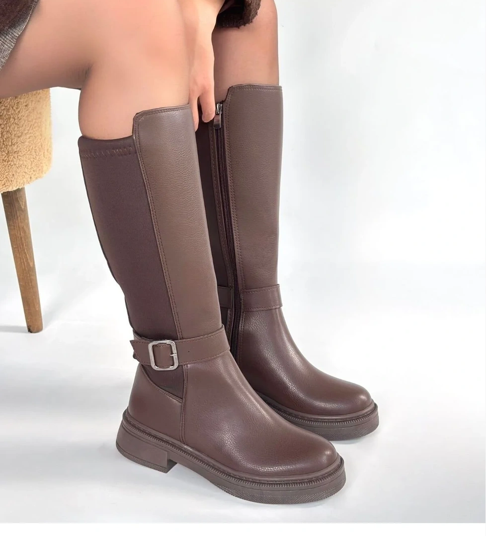 Kahverengi Fermuarlı Kadın Topuklu Çizme - Görsel 1