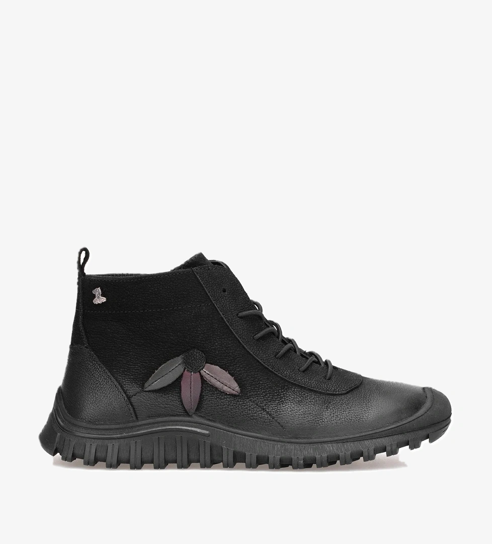 2413554K Kadın Hakiki Deri Düz Bot Siyah