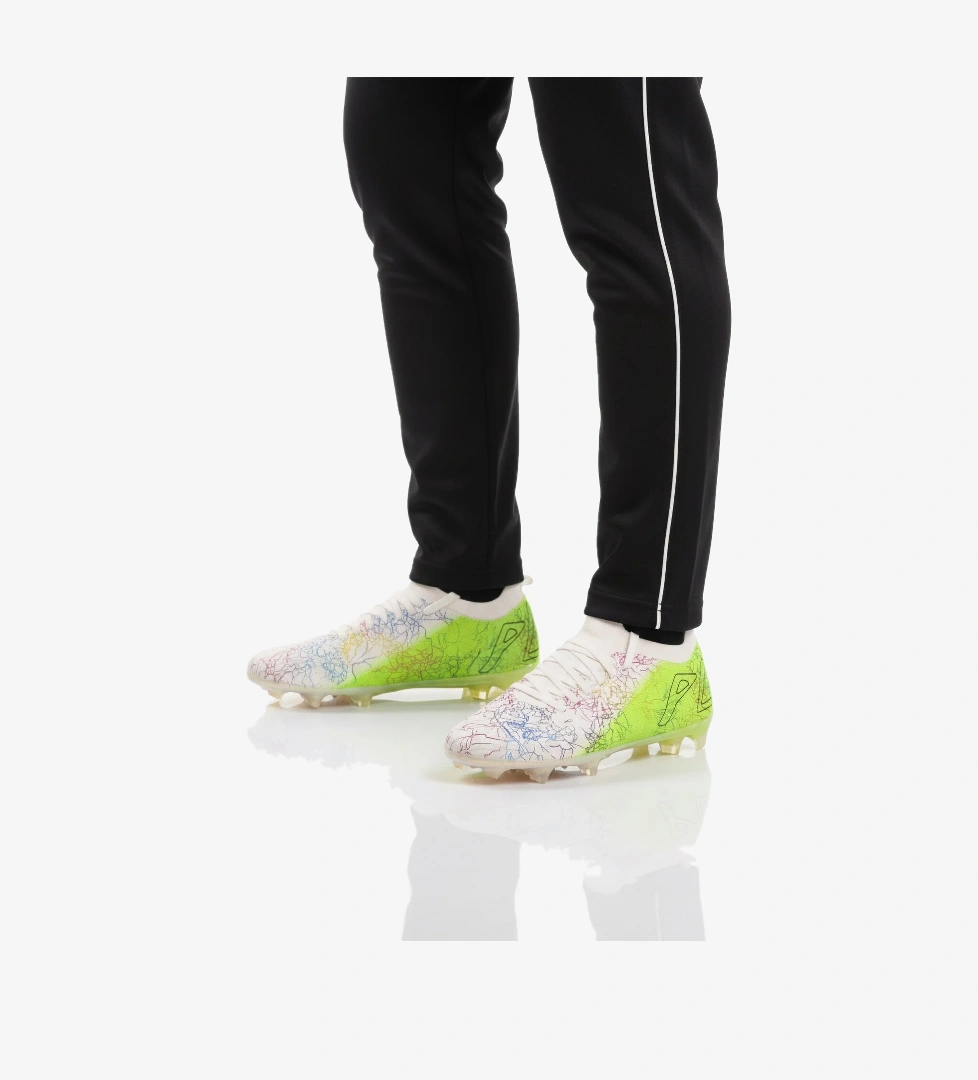 Beyaz Neon Yeşil Çoraplı Bağcıklı Erkek Krampon MK-252-153 M