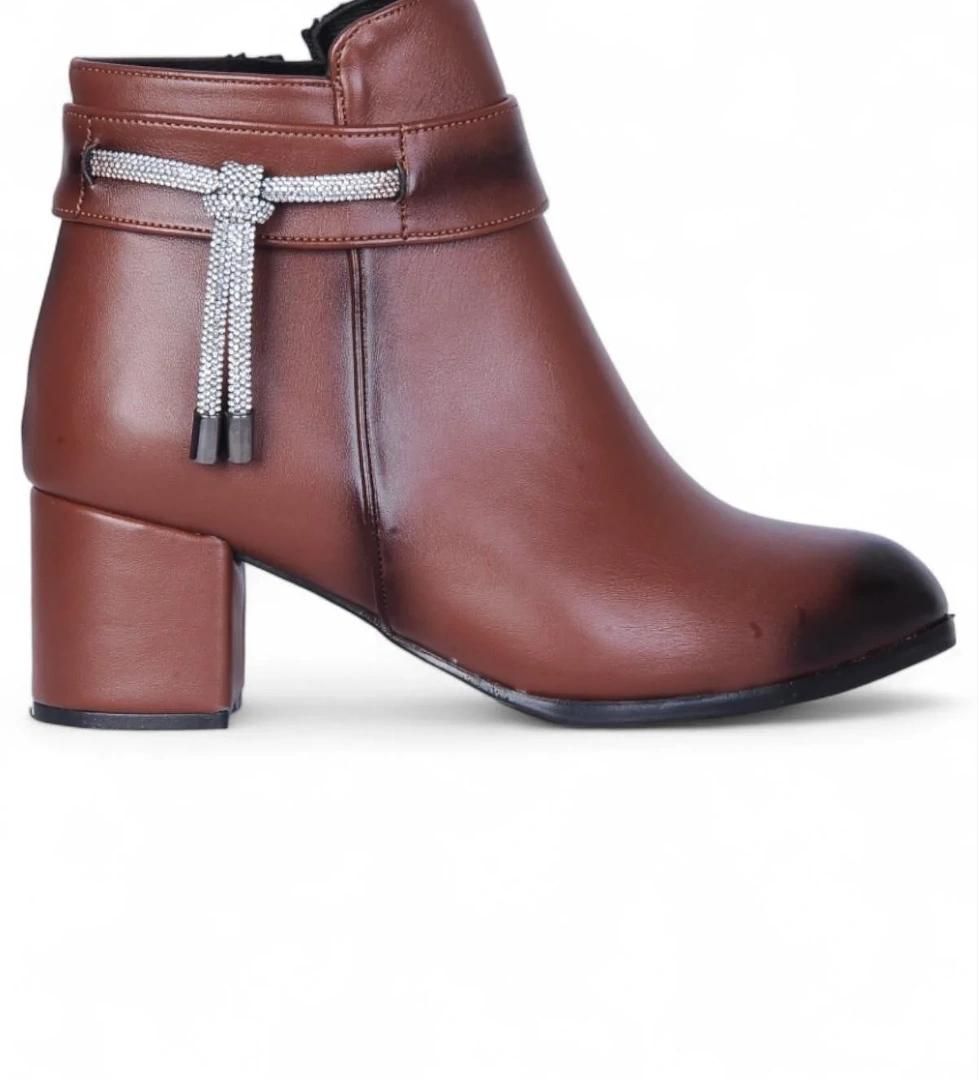 By15 Cilt Taba Ayışığı Kadın 7Cm Topuklu Bot - Görsel 1