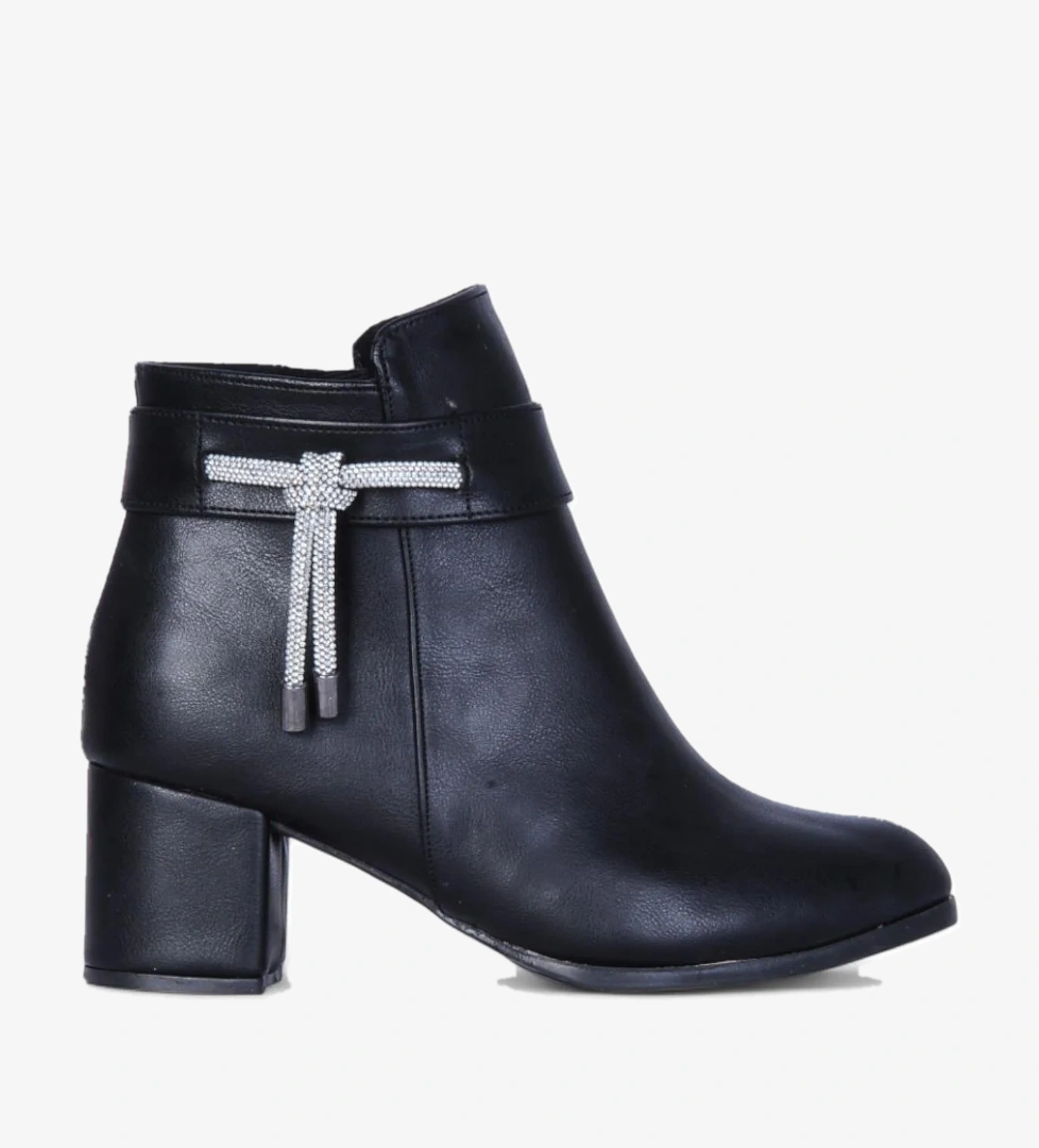 By15 Cilt Siyah Ayışığı Kadın 7Cm Topuklu Bot - Görsel 1