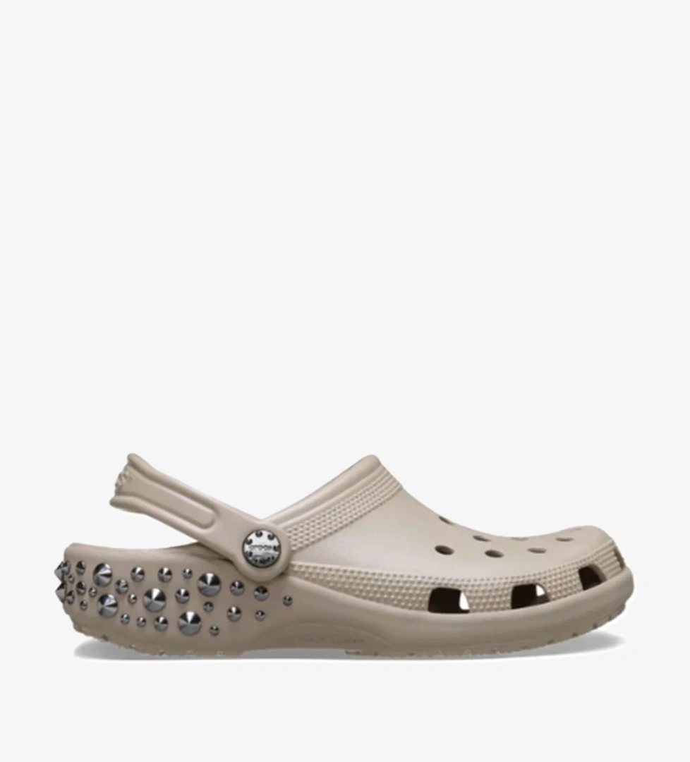 Crocs Classic Studded Clog Kadın Terlik Black Taupe model görseli