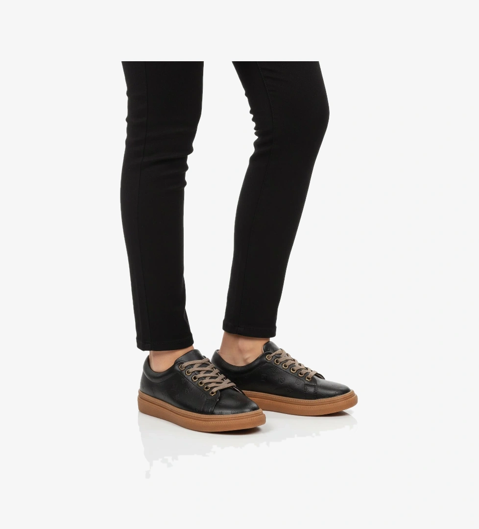 Pierre Cardin Siyah Krem Bağcıklı Kaymaz Taban Kadın Casual Ayakkabı Pc-55071 Z model görseli