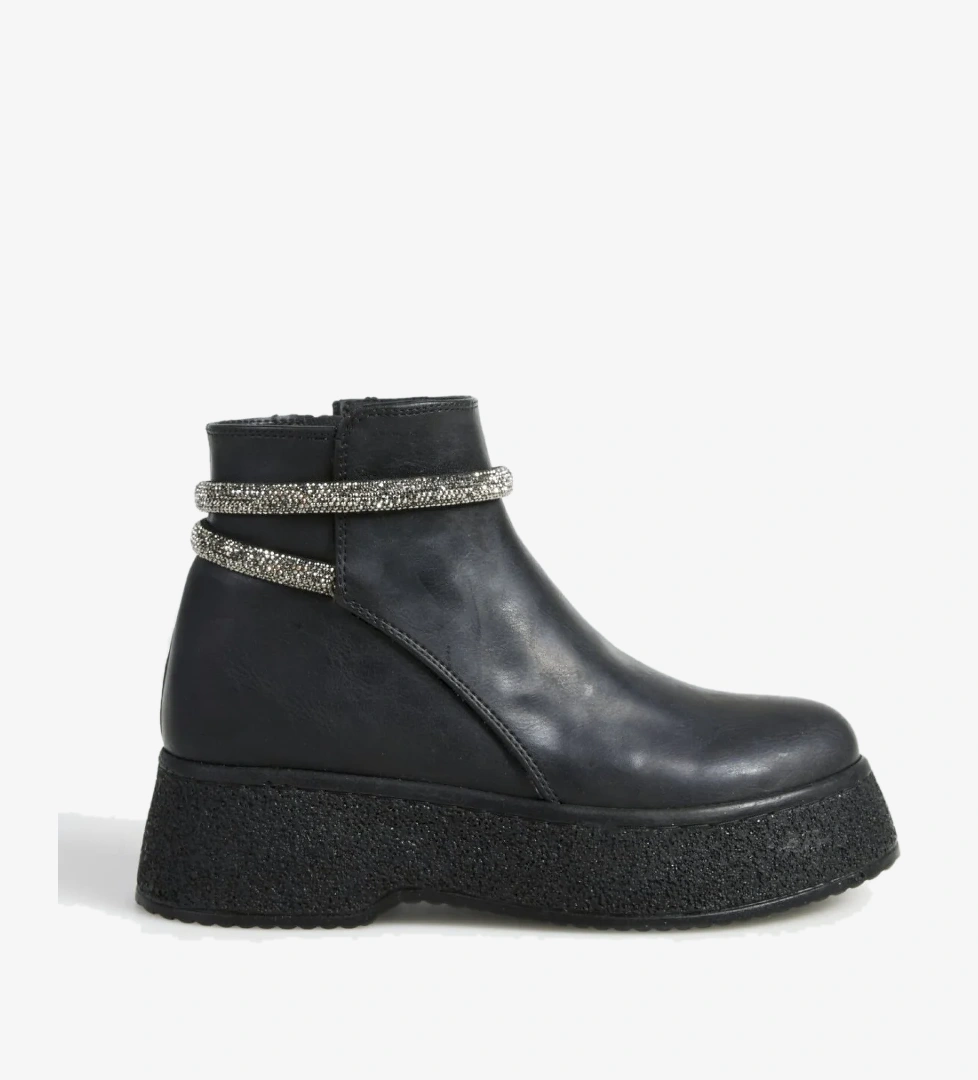 F By Fabrika Siyah Kadın Bot MILI model görseli