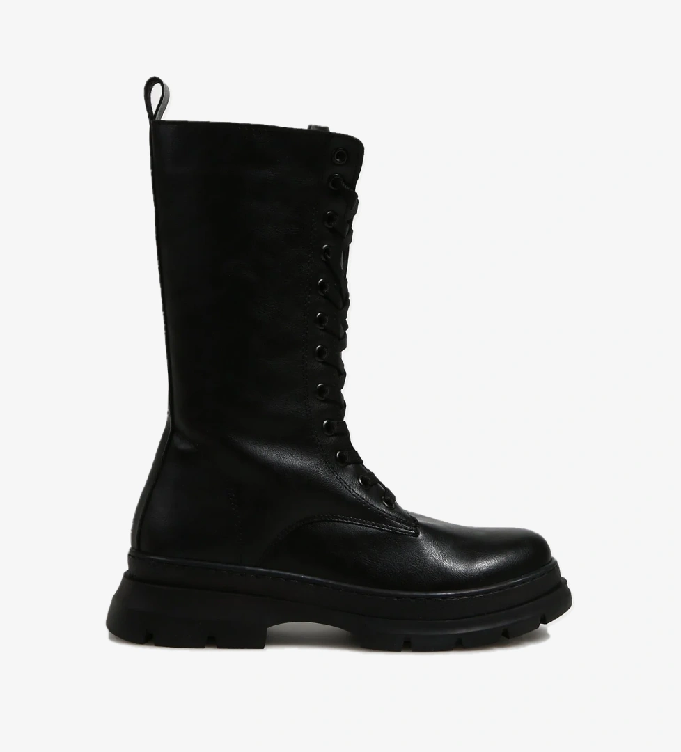 F By Fabrika Siyah Kadın Çizme NESTAR model görseli